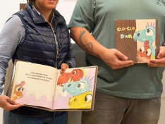 Foto 3 - Llega a Soria &lsquo;Clo-clo y Dina&rsquo;, un cuento infantil que acerca la historia de los dinosaurios a los m&aacute;s peque&ntilde;os